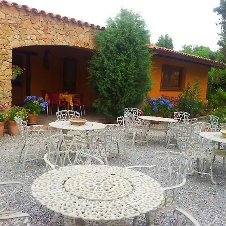 Farm stay Rocce Bianche - *