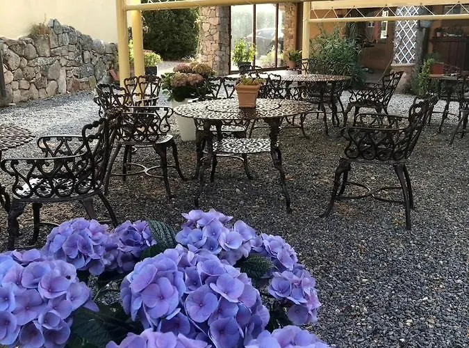 Κατάλυμα σε φάρμα Rocce Bianche - *